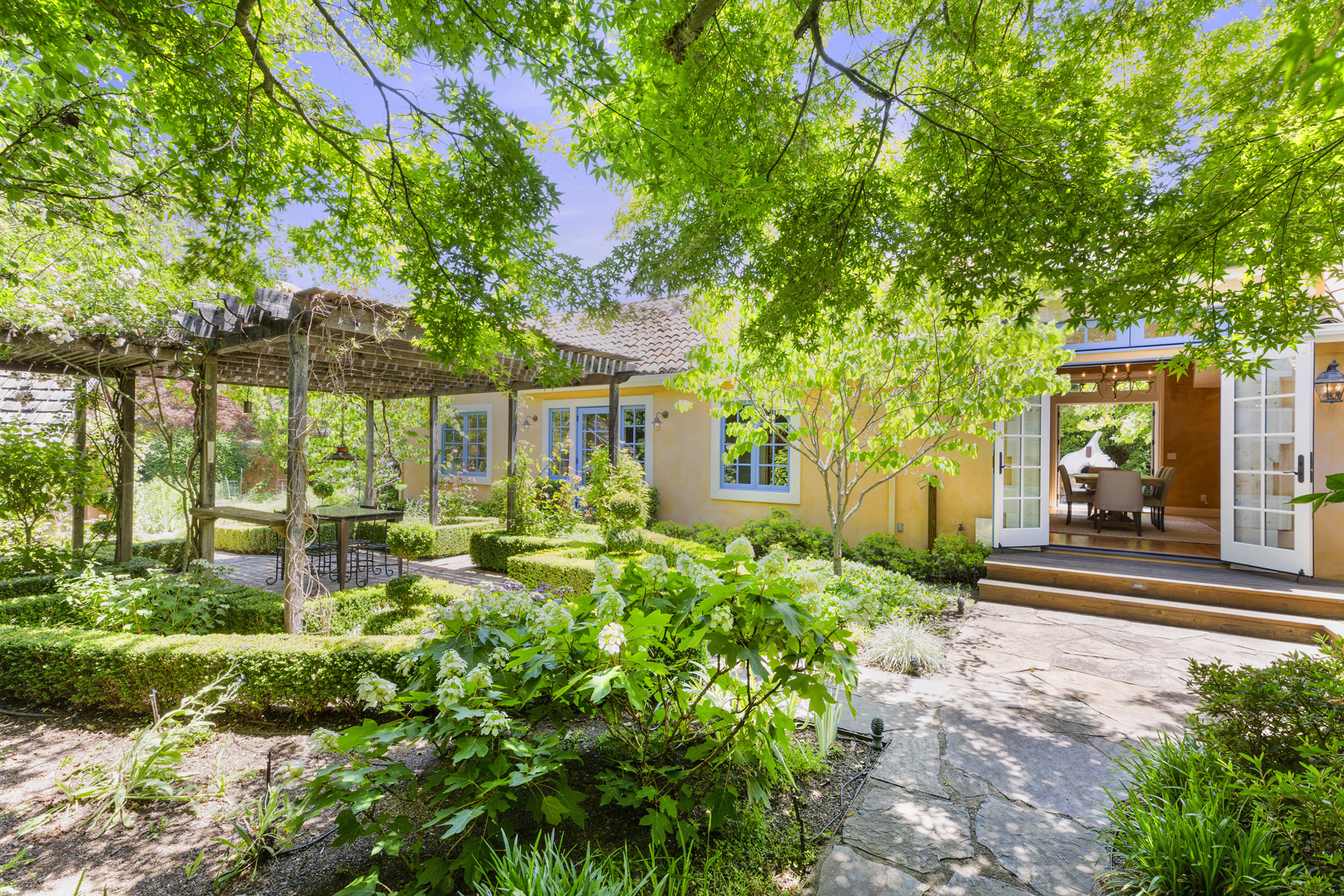 47 74EDITED 1700 DEAN YORK