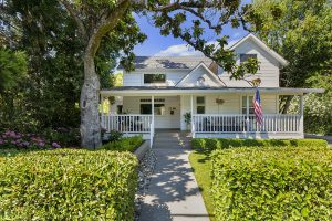 01 005- 1296HudsonAvenue