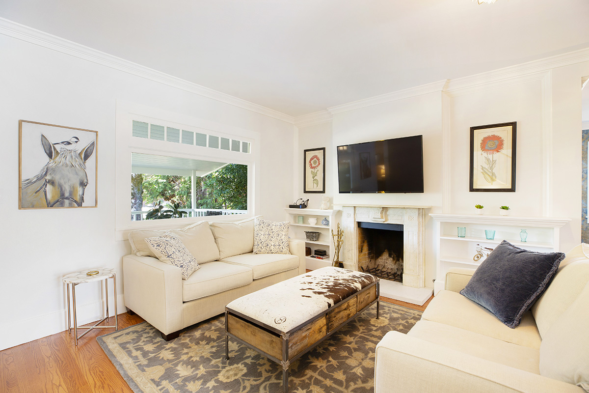 05 011- 1296HudsonAvenue