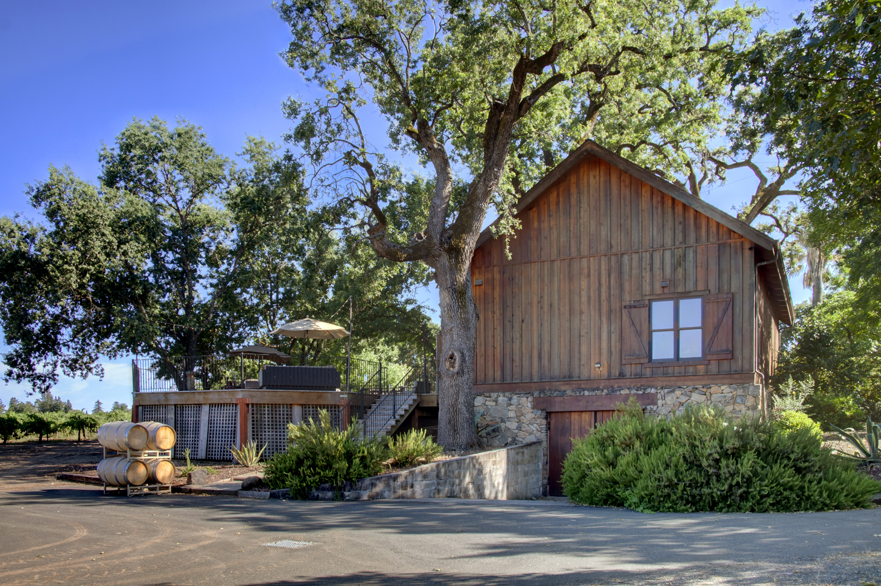 10 _MG_7645adjustEDIT825 FULTON LANE