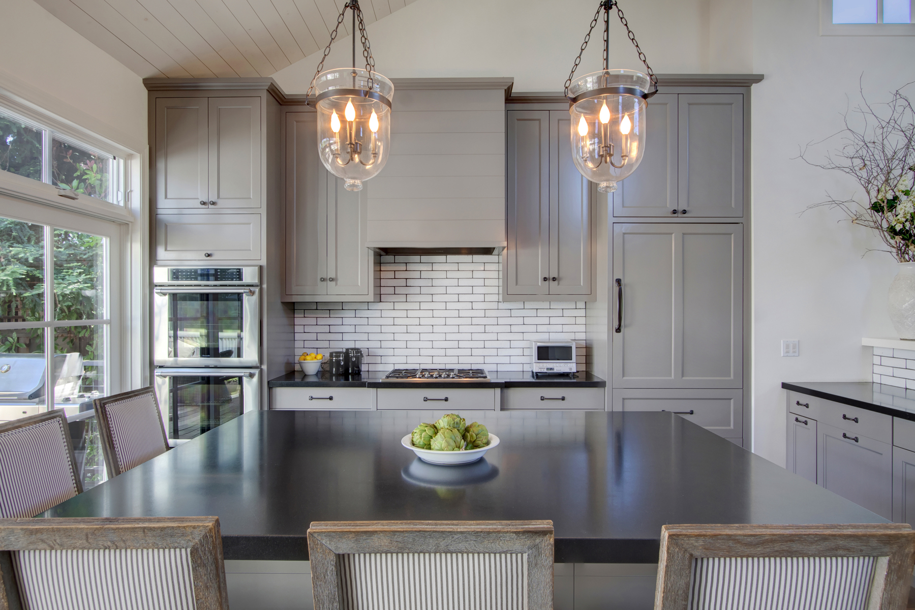 11 17photoEDIT1859_MADRONA