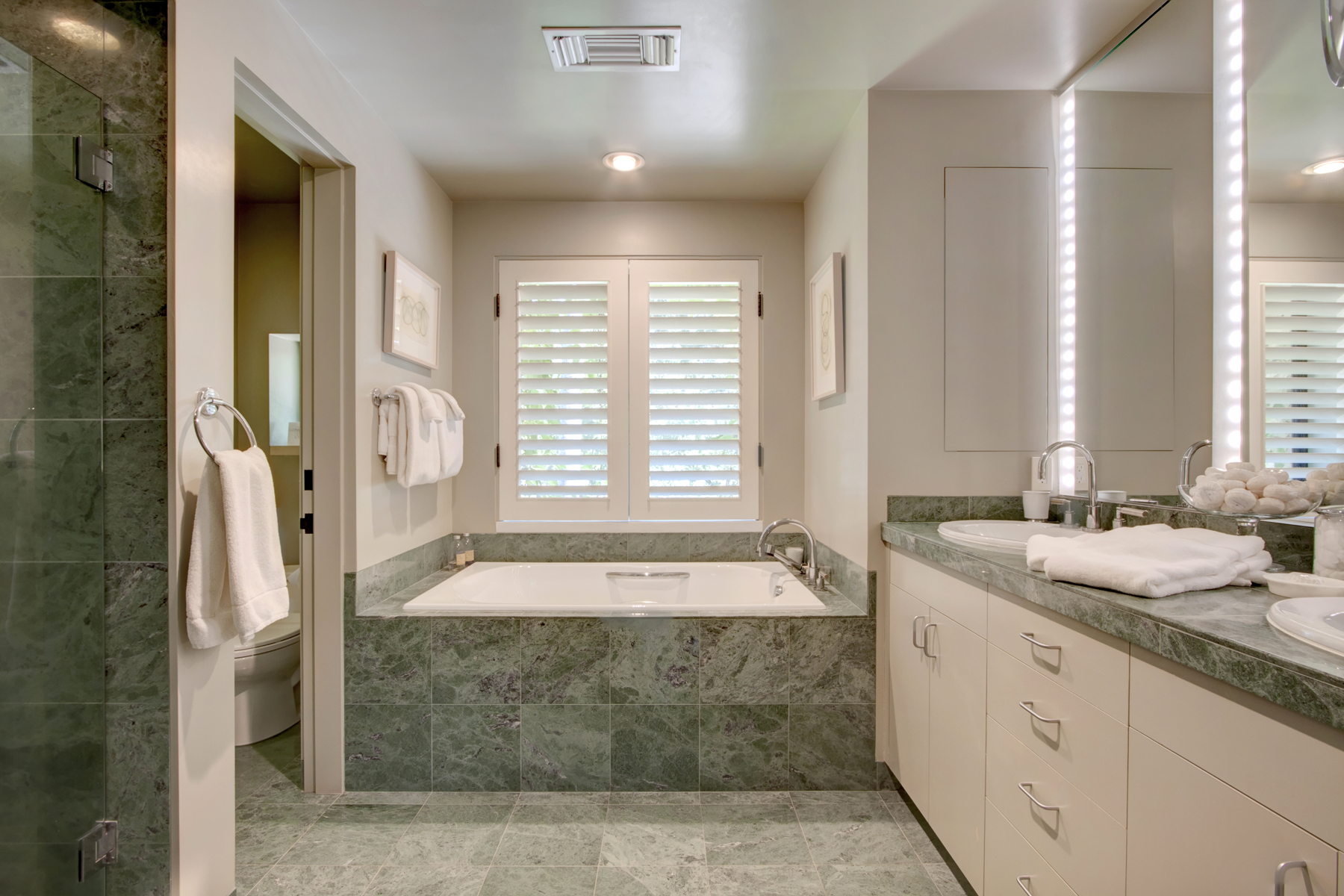 23 - 1photo- 1110BaleLane