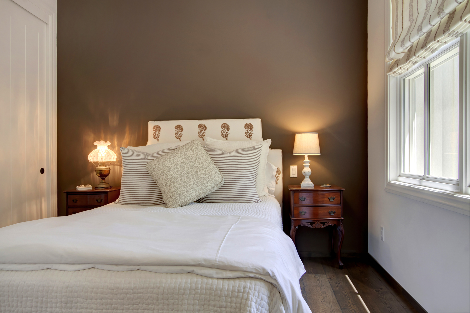 24 12photo1859_MADRONA