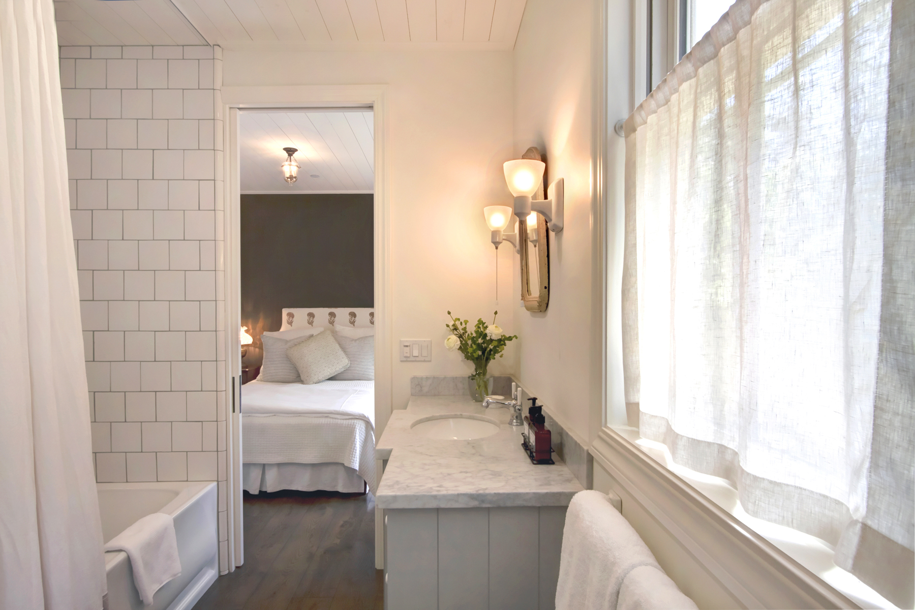 26 9photo1859_MADRONA