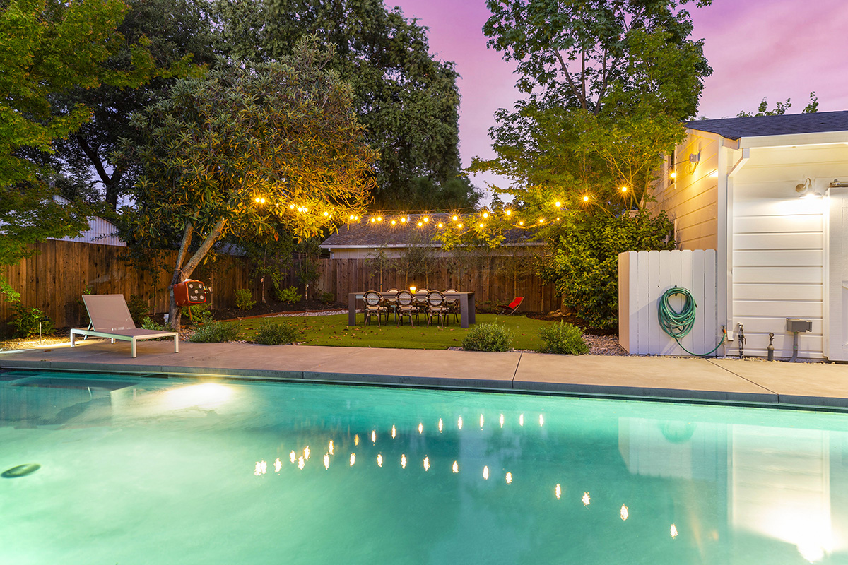 40 071- 1296HudsonAvenue