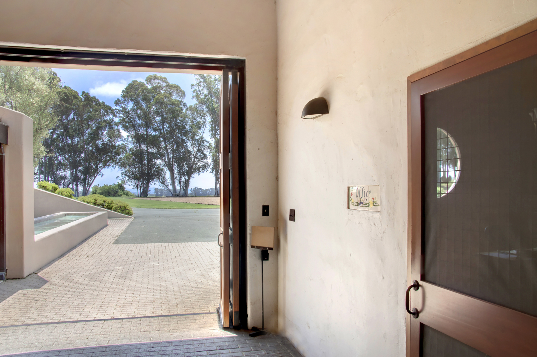 E09 _MG_6389adjustEDIT