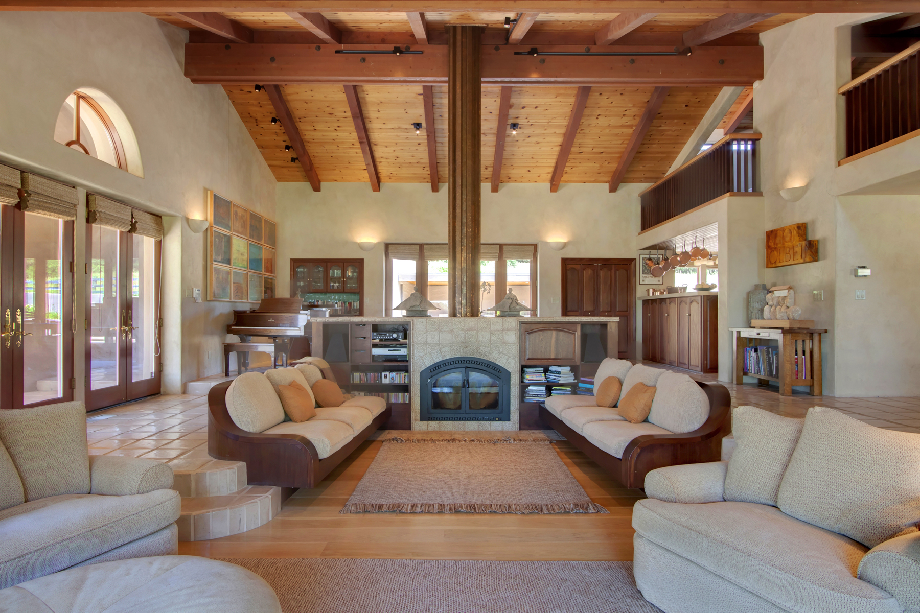 R09 _MG_6671adjustEDIT