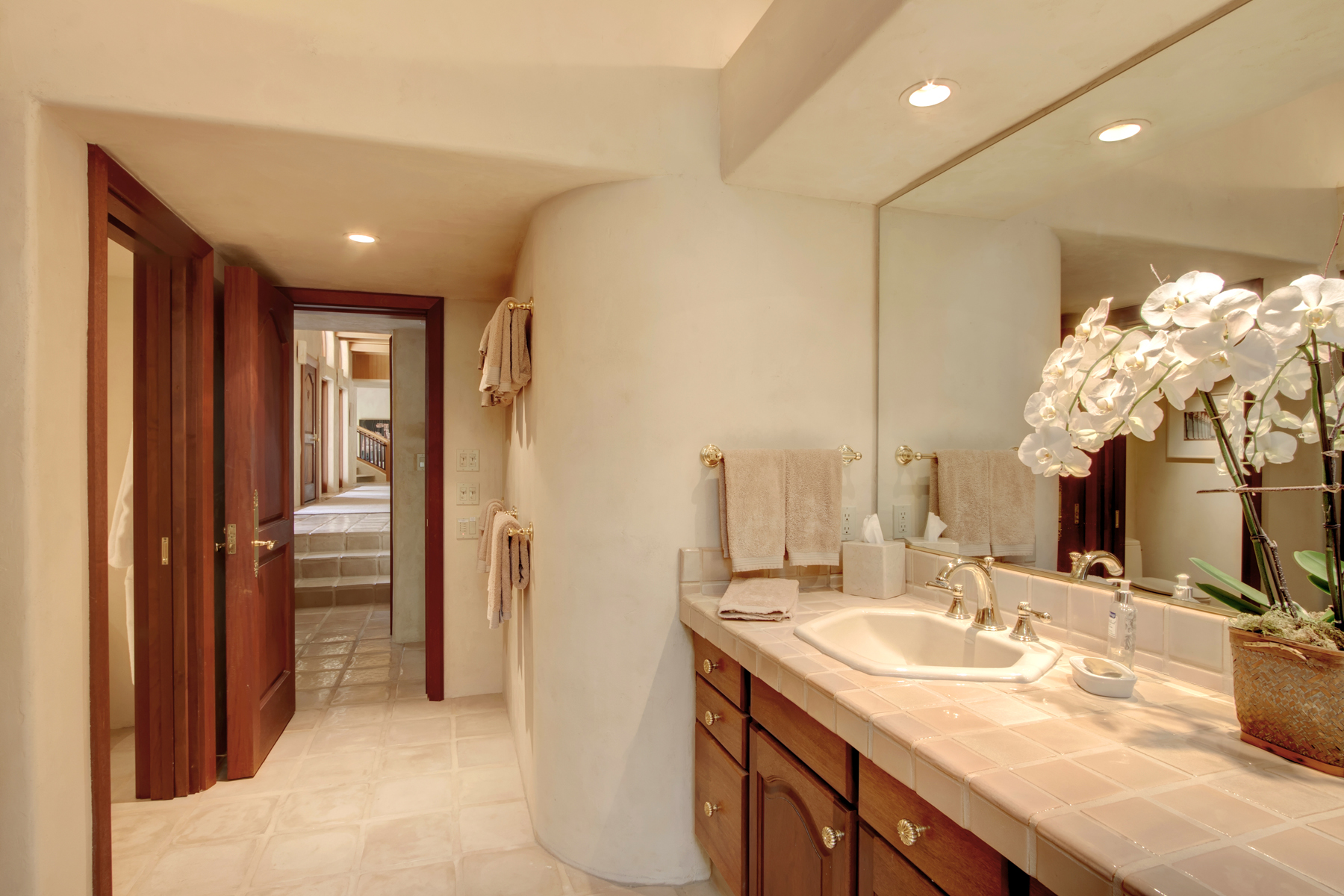 R18 _MG_6298adjustEDIT