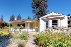 01 -St-Helena-Cottage-08262019_211621EDIT