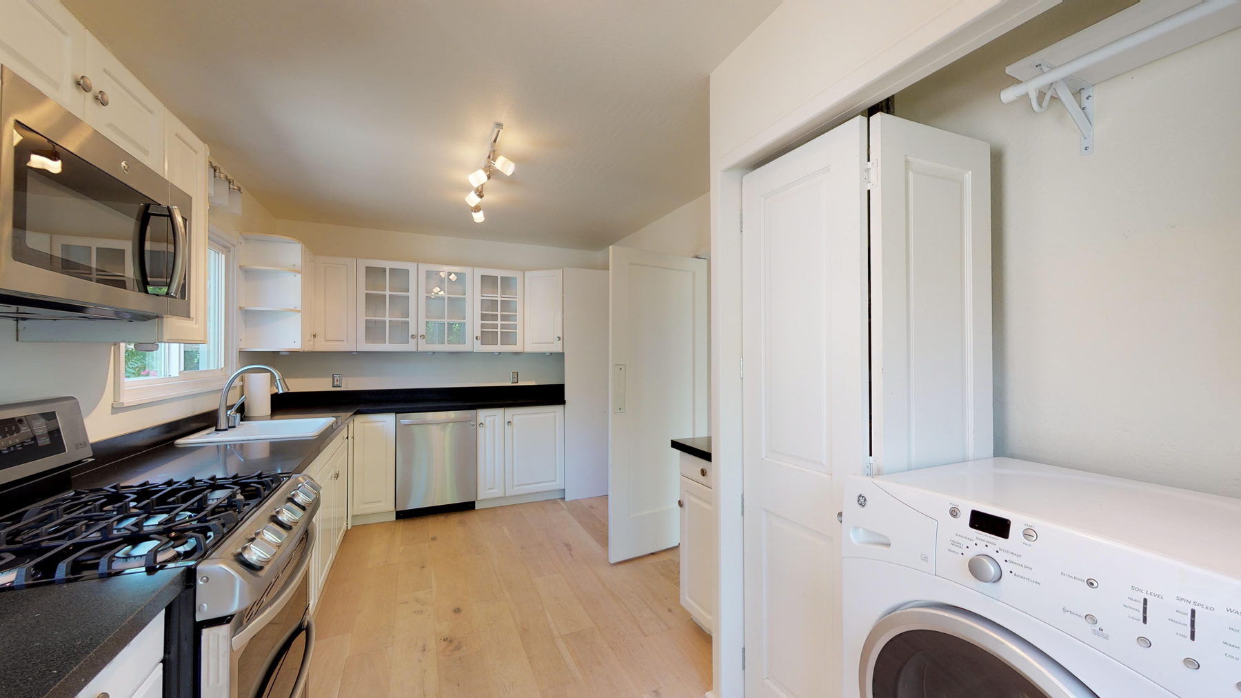 14 - 8012-08252019_163256