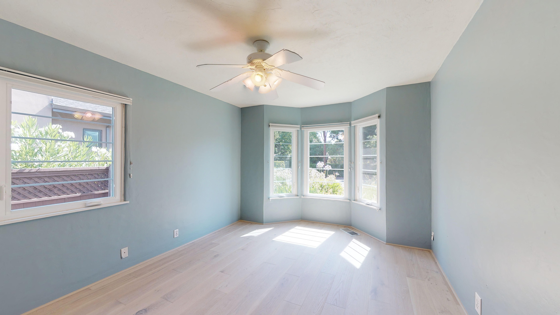 16 - 8012-08252019_163051