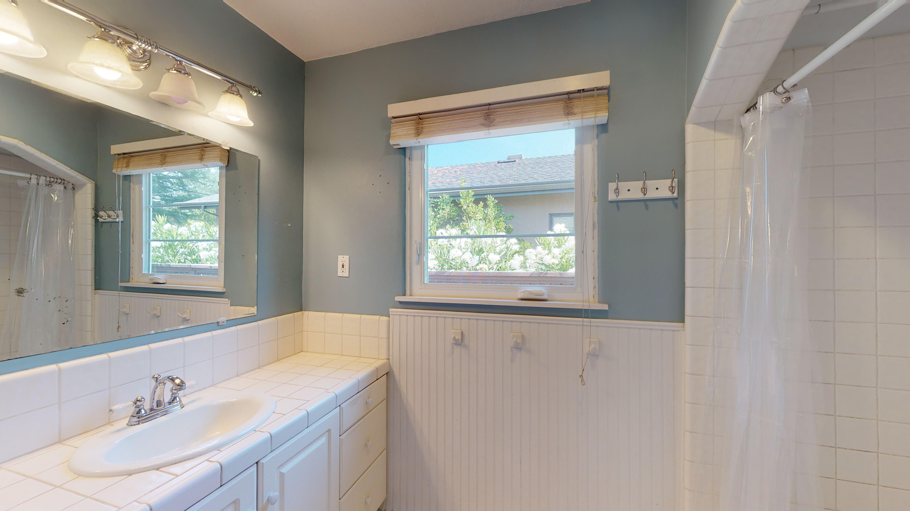 18 - 8012-08252019_162956