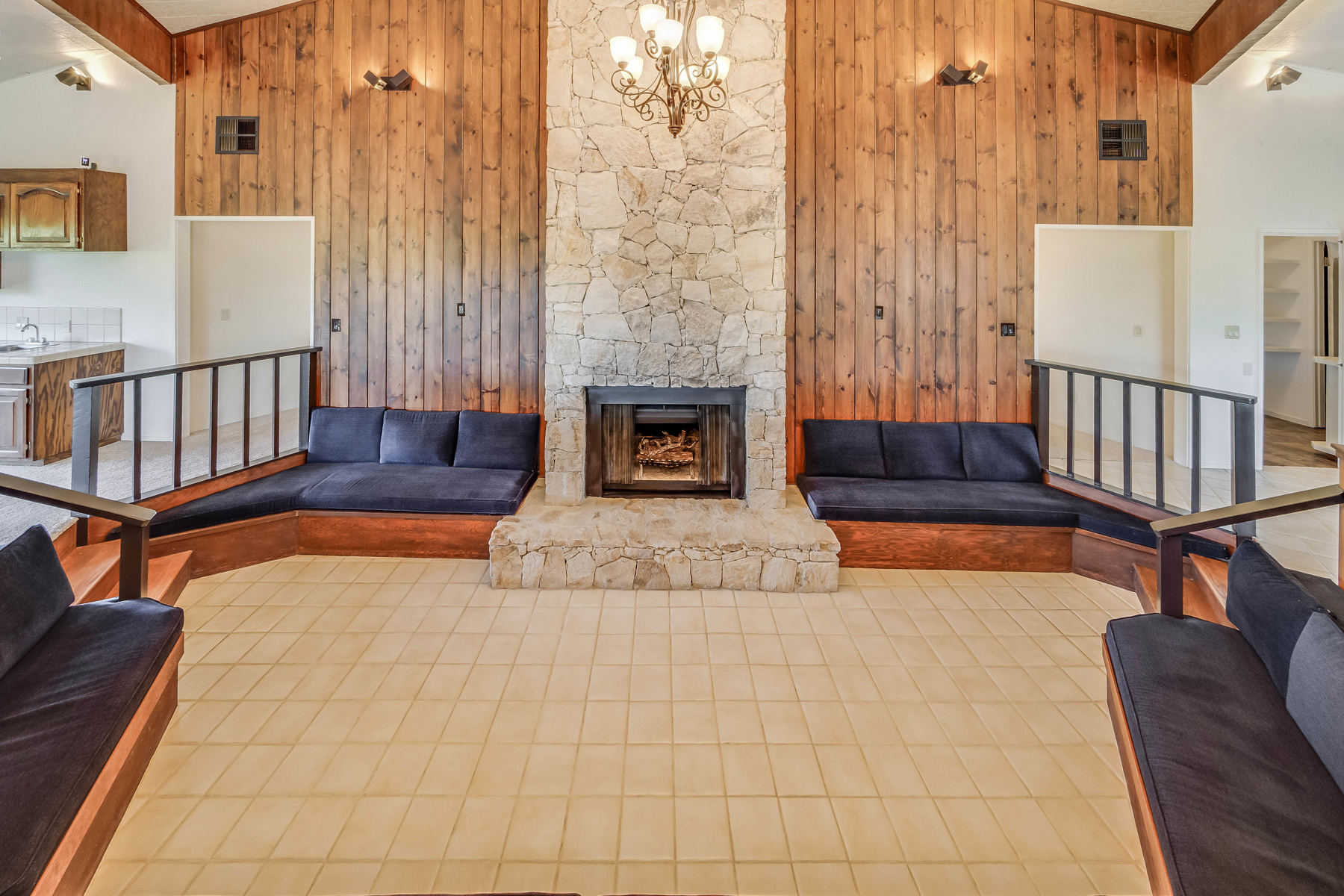 21 _DSC6162- 2030HoffmanLane