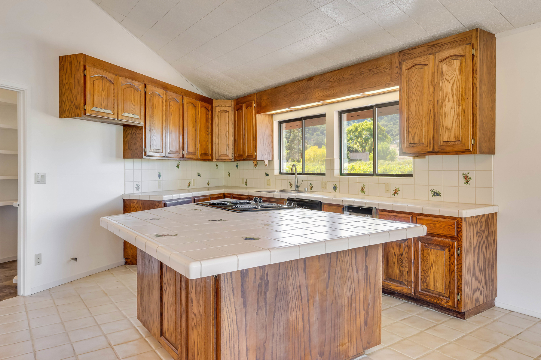 25 _DSC6108- 2030HoffmanLane