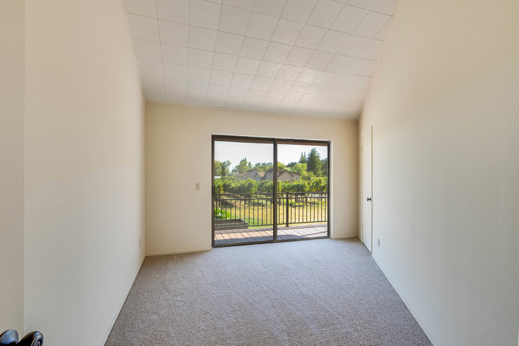 26 _DSC6127- 2030HoffmanLane