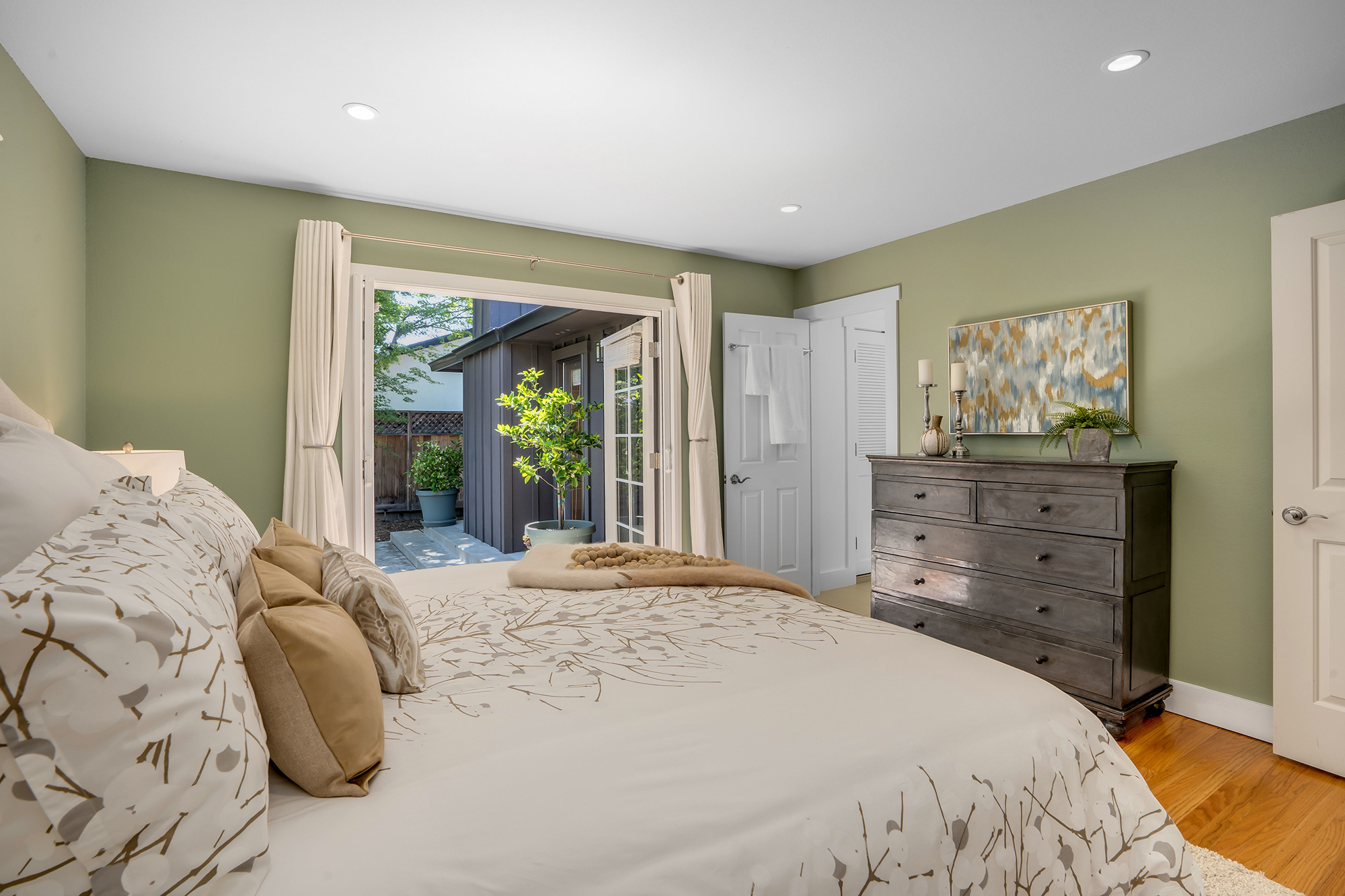 22 - DSC01639- 1823CrinellaDrive