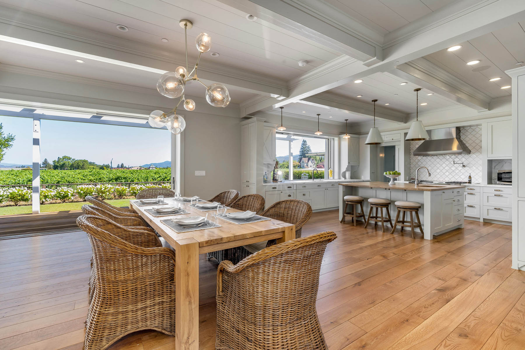 B13 - DSC01650- 1135RutherfordRoad