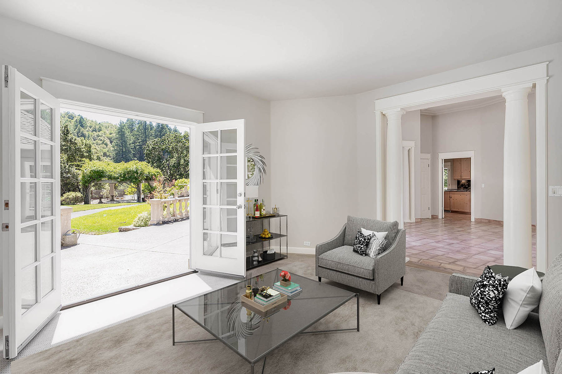 B02 - 15995719484_liv2