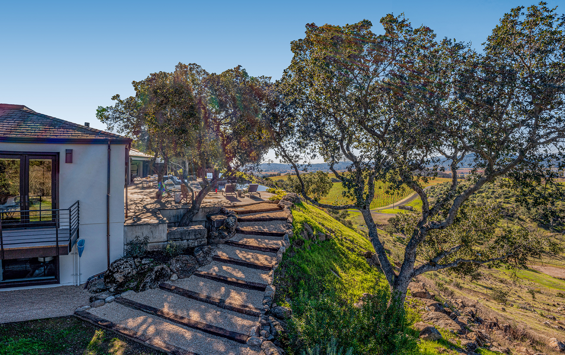 C01 - 27-DJI_0513-Pano_EDITED