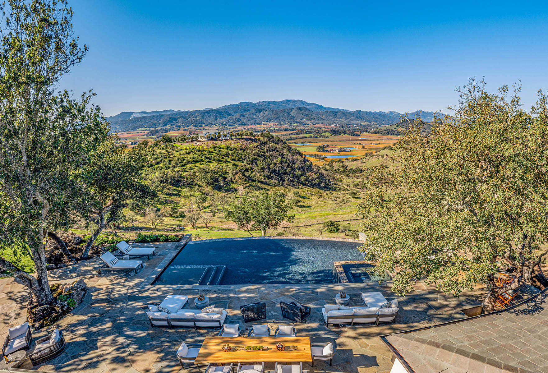 C02A - 24-DJI_0485-Pano