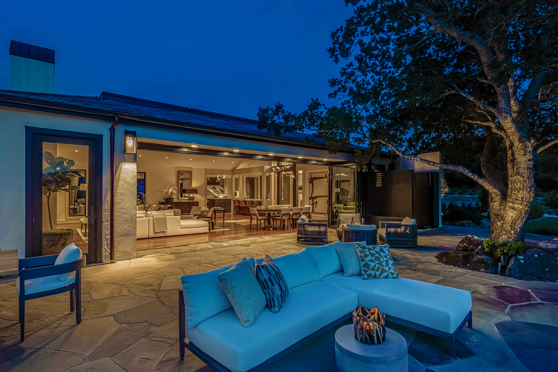 D08 - DSC03726-colortoned_EDITED