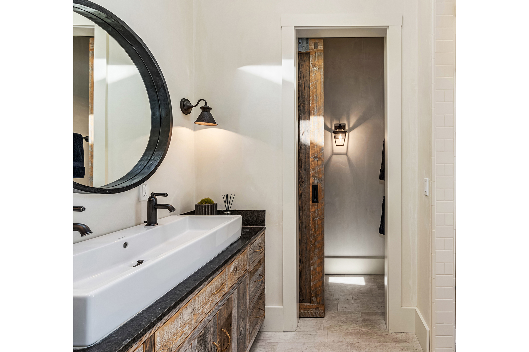 C27A - DSC08869CROPPED