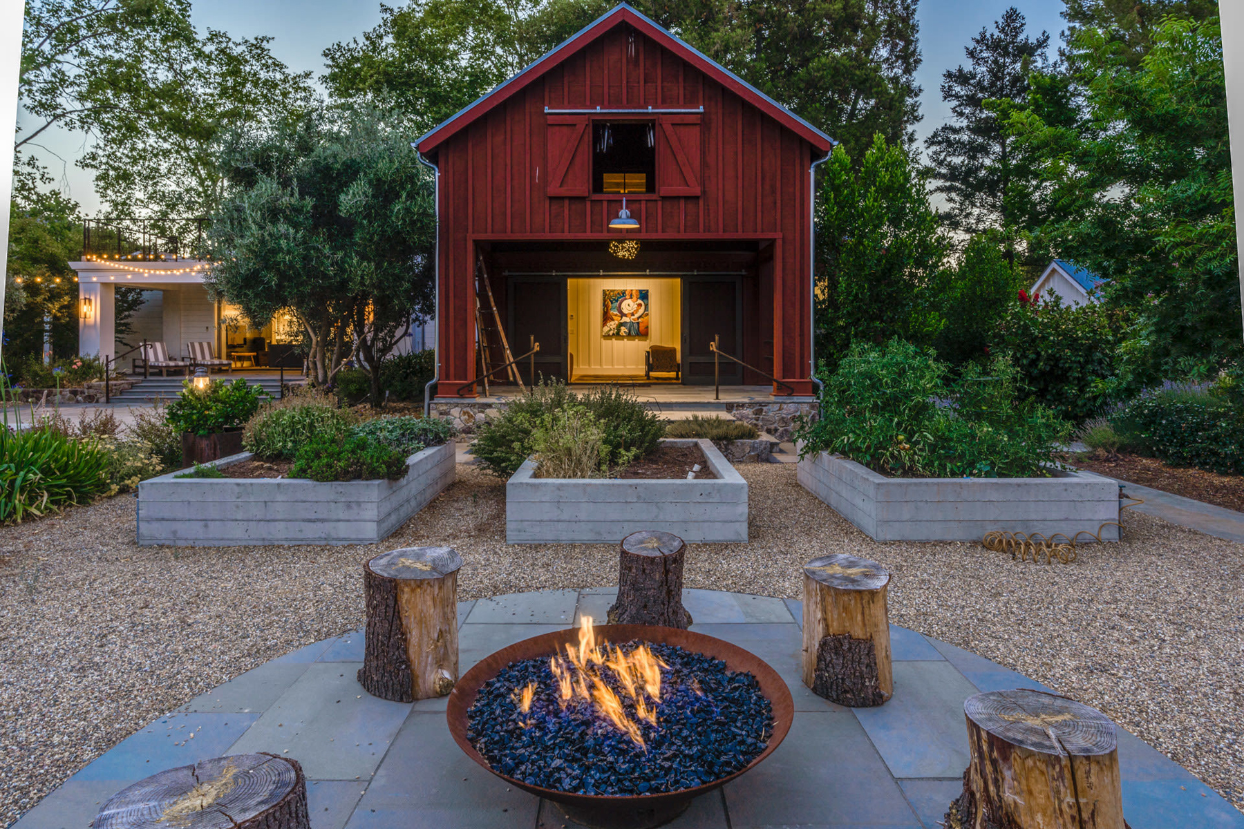 E05 - DSC00592-blended