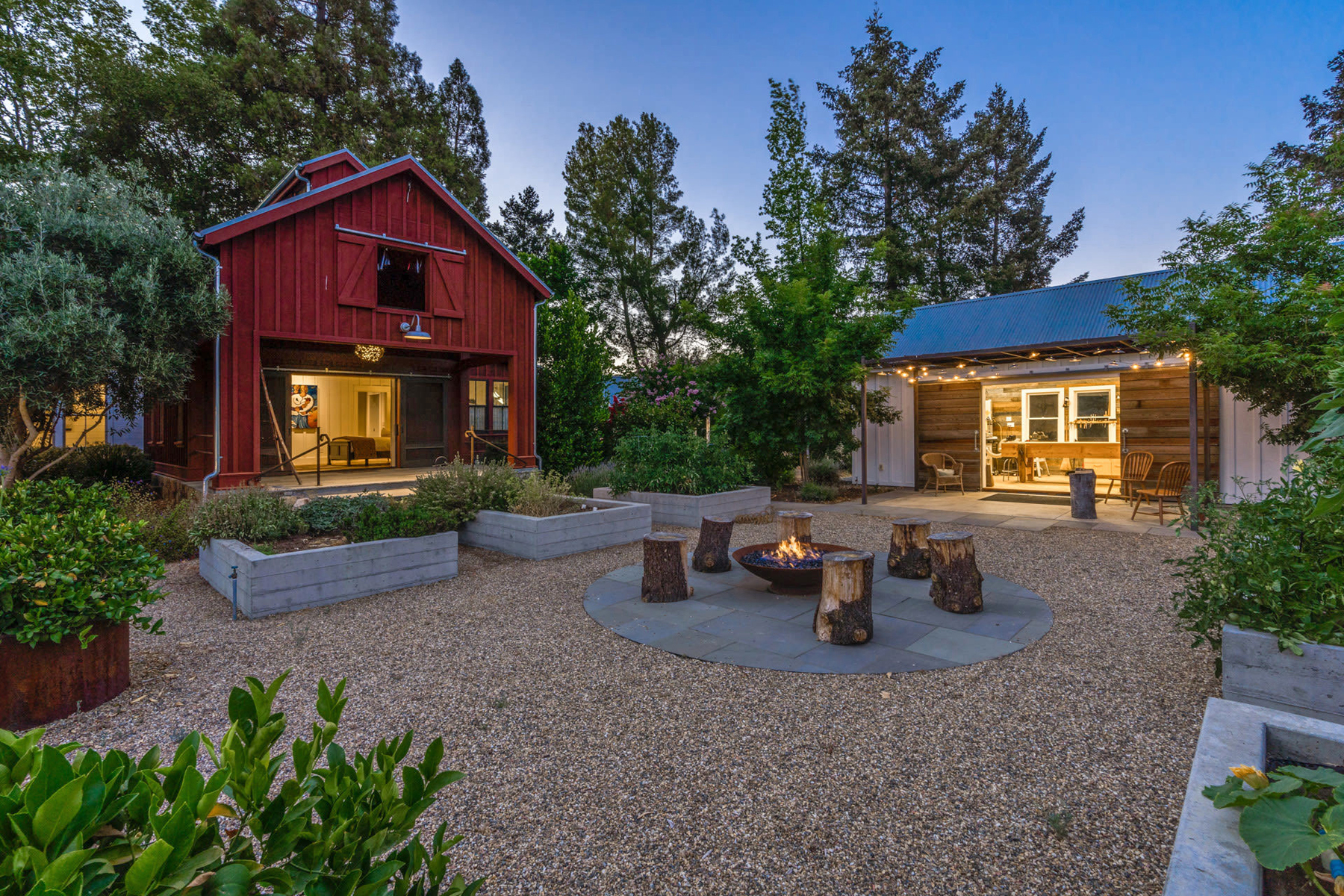 E06 - DSC00601-blended_EDITED