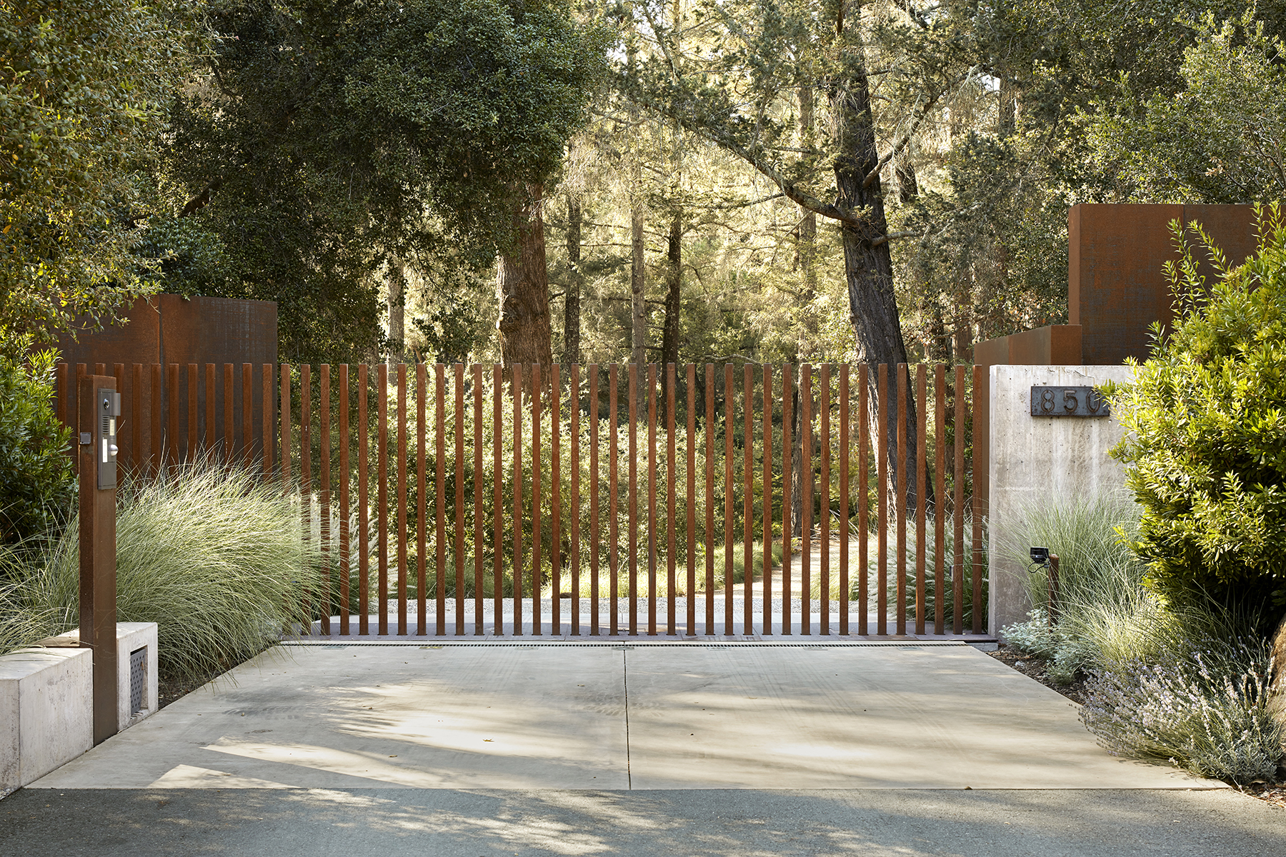 C07 - Karinya_CB_2480_Closed