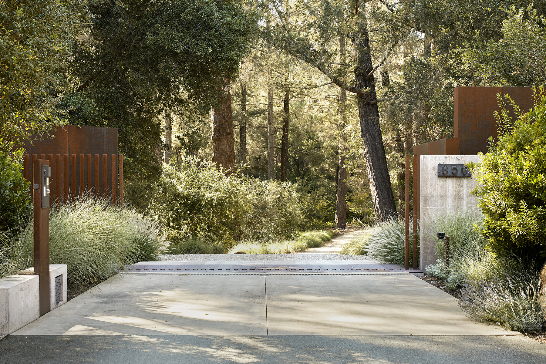 C08 - Karinya_CB_2480_Open