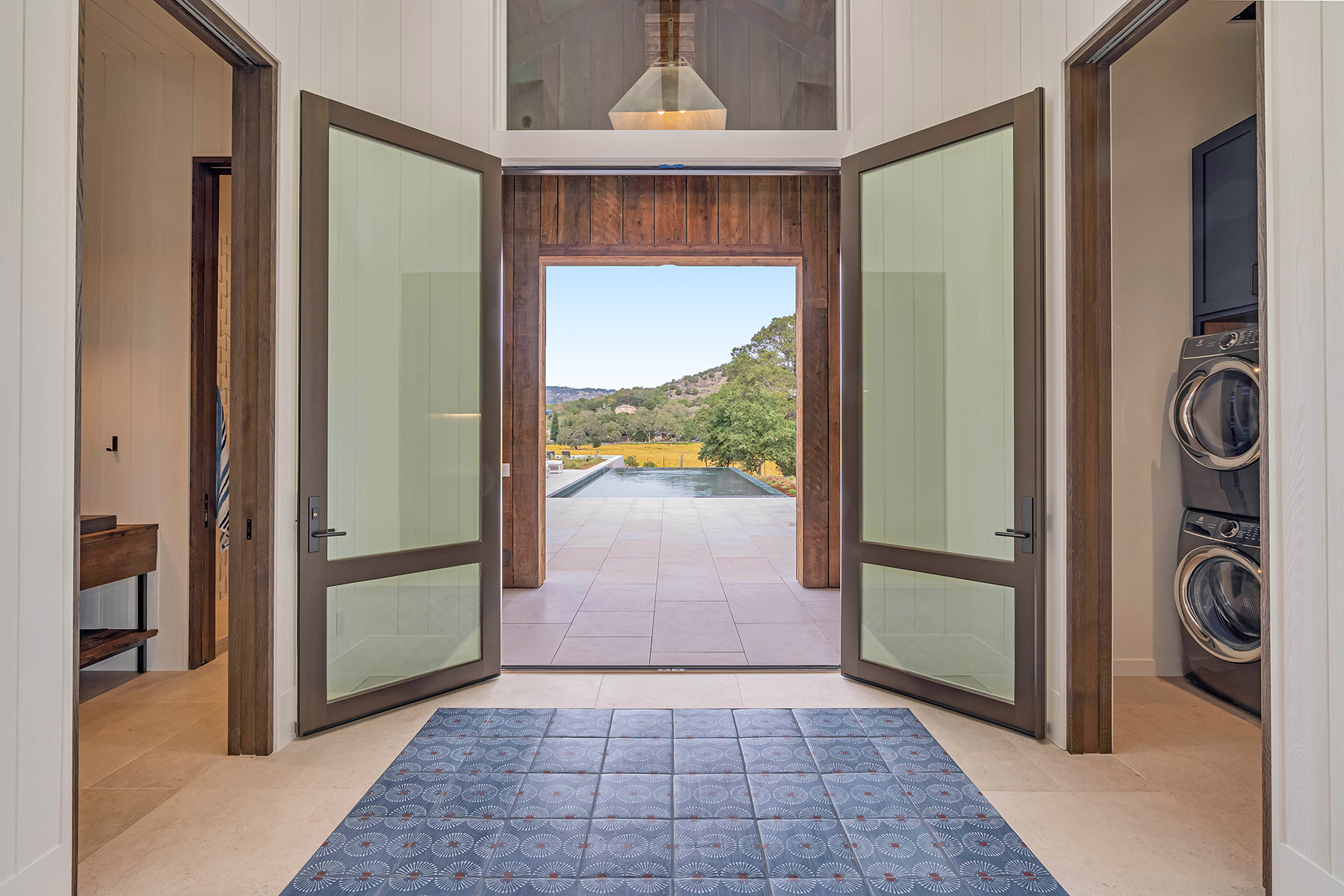 D01 - 86-DSC08032_EDITED