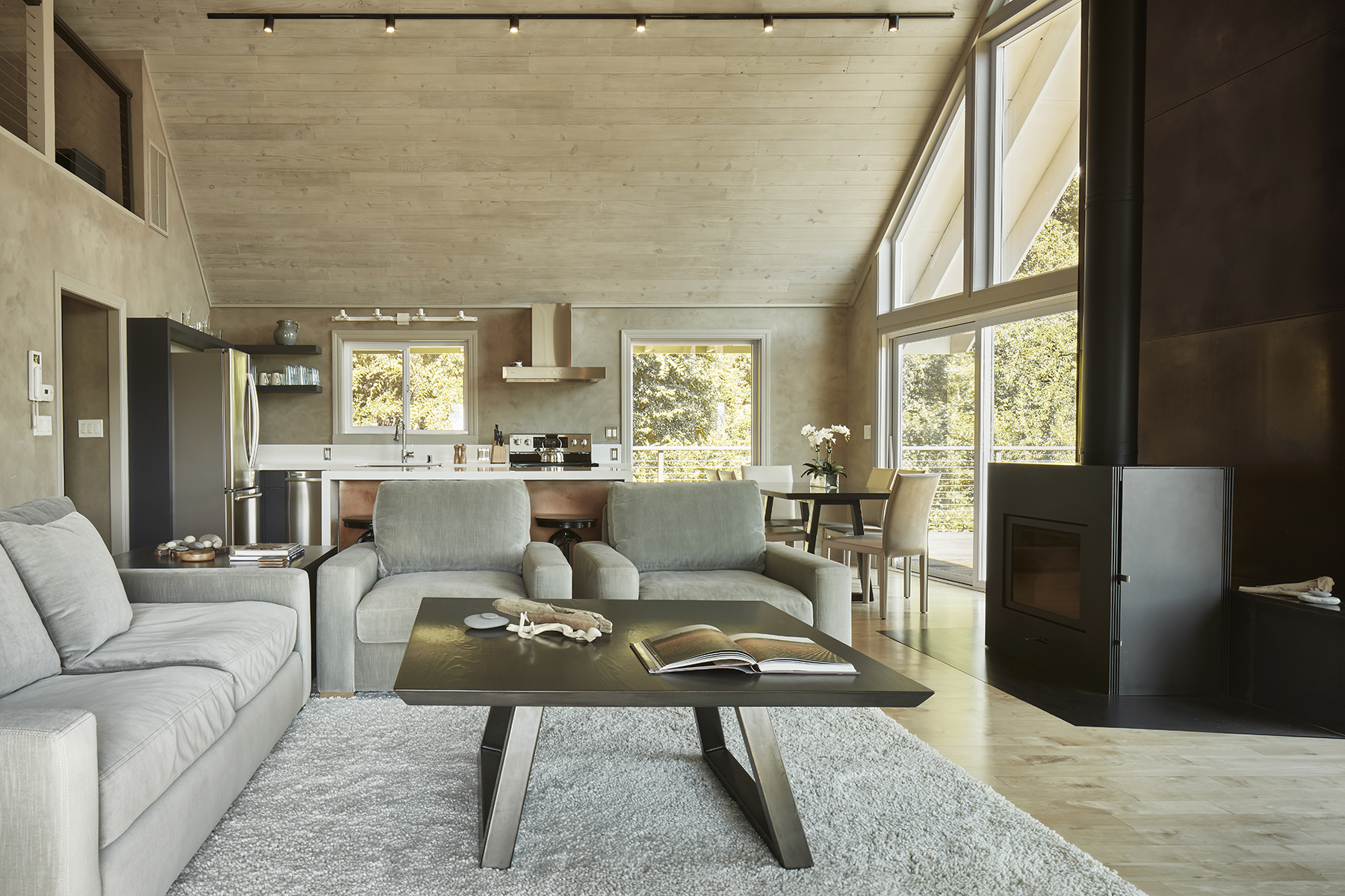 D02 - Karinya_CB_2444