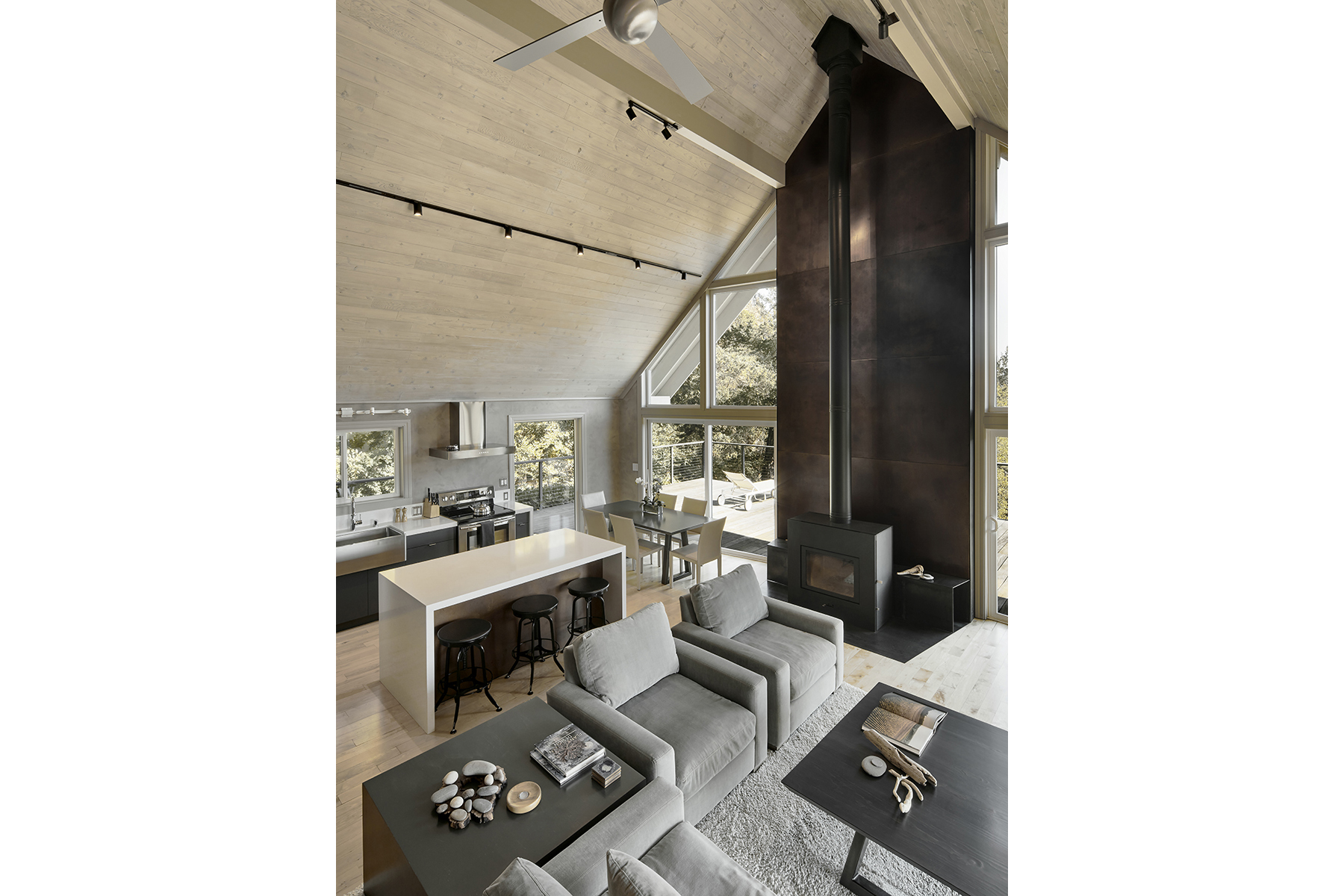 D03 - Karinya_CB_2460_Cropped