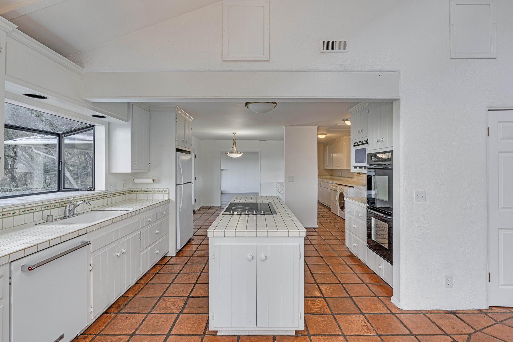 08 - 12-DSC00597_EDITED