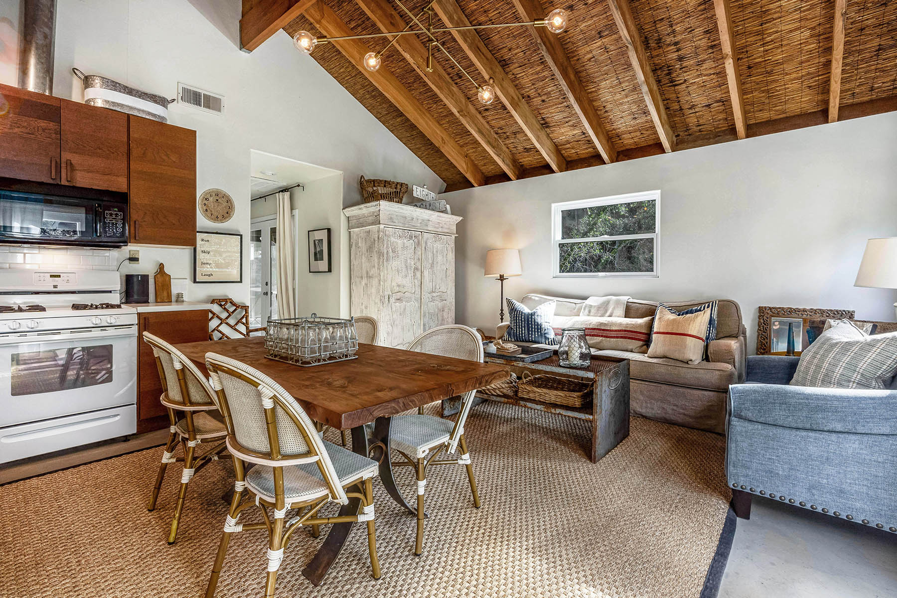 C04 - 022-DSC03329EDIT