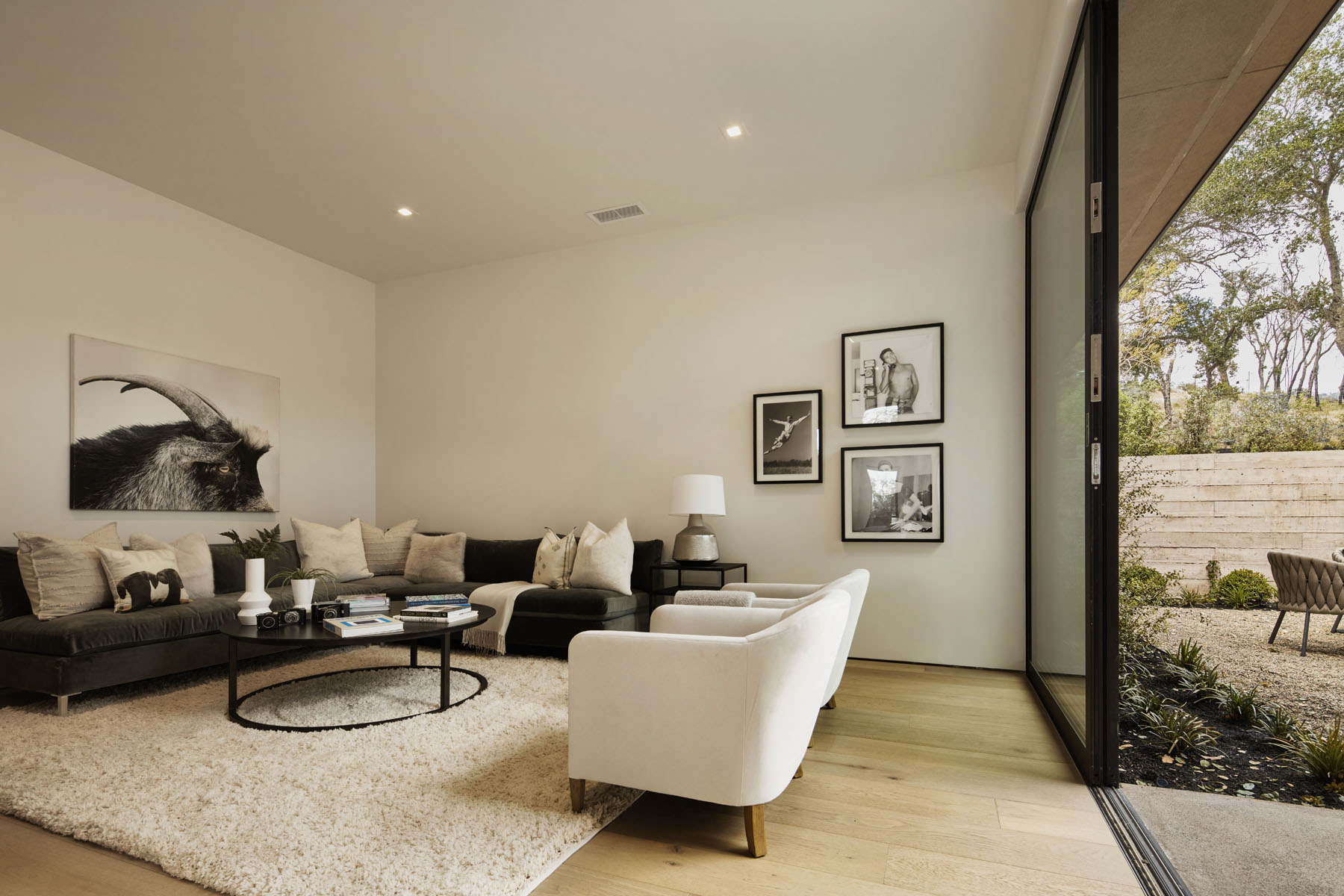 B09 - 1200-Loma-Vista-7237-v2