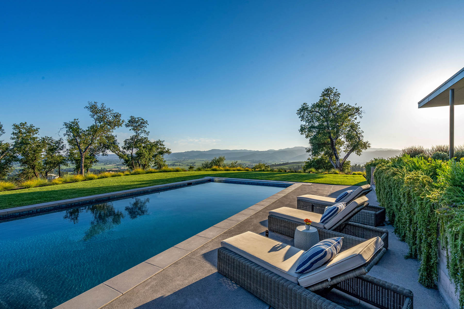 C03A- 097-DSC01277-Edit