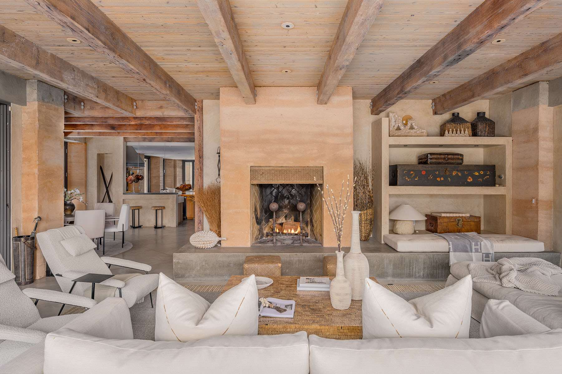 B03 - 1500 S Whitehall Ln-488-HDR-Edit HR