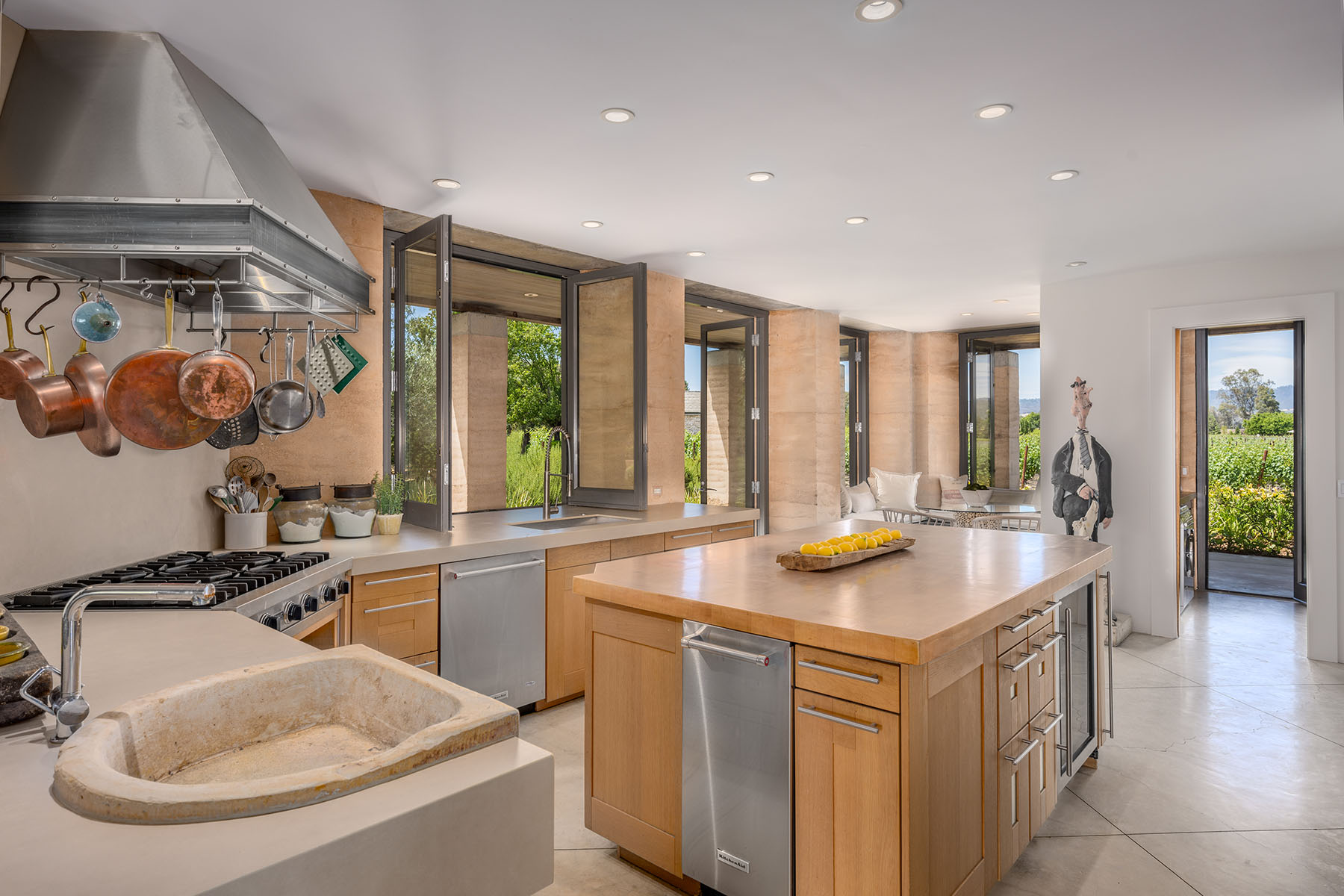 B07 - 1500 S Whitehall Ln-754-HDR-Edit HR