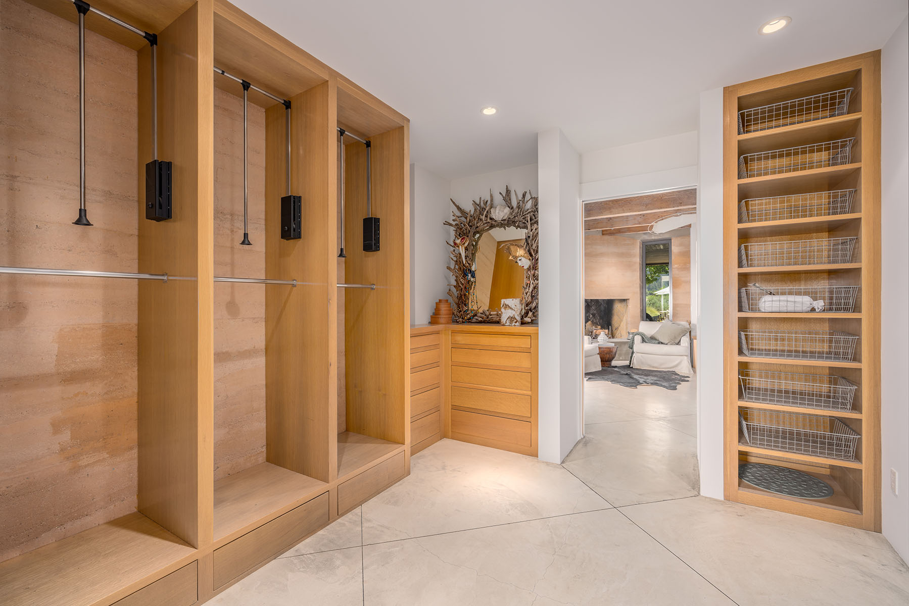 B15 - 1500 S Whitehall Ln-628-HDR-Edit HR