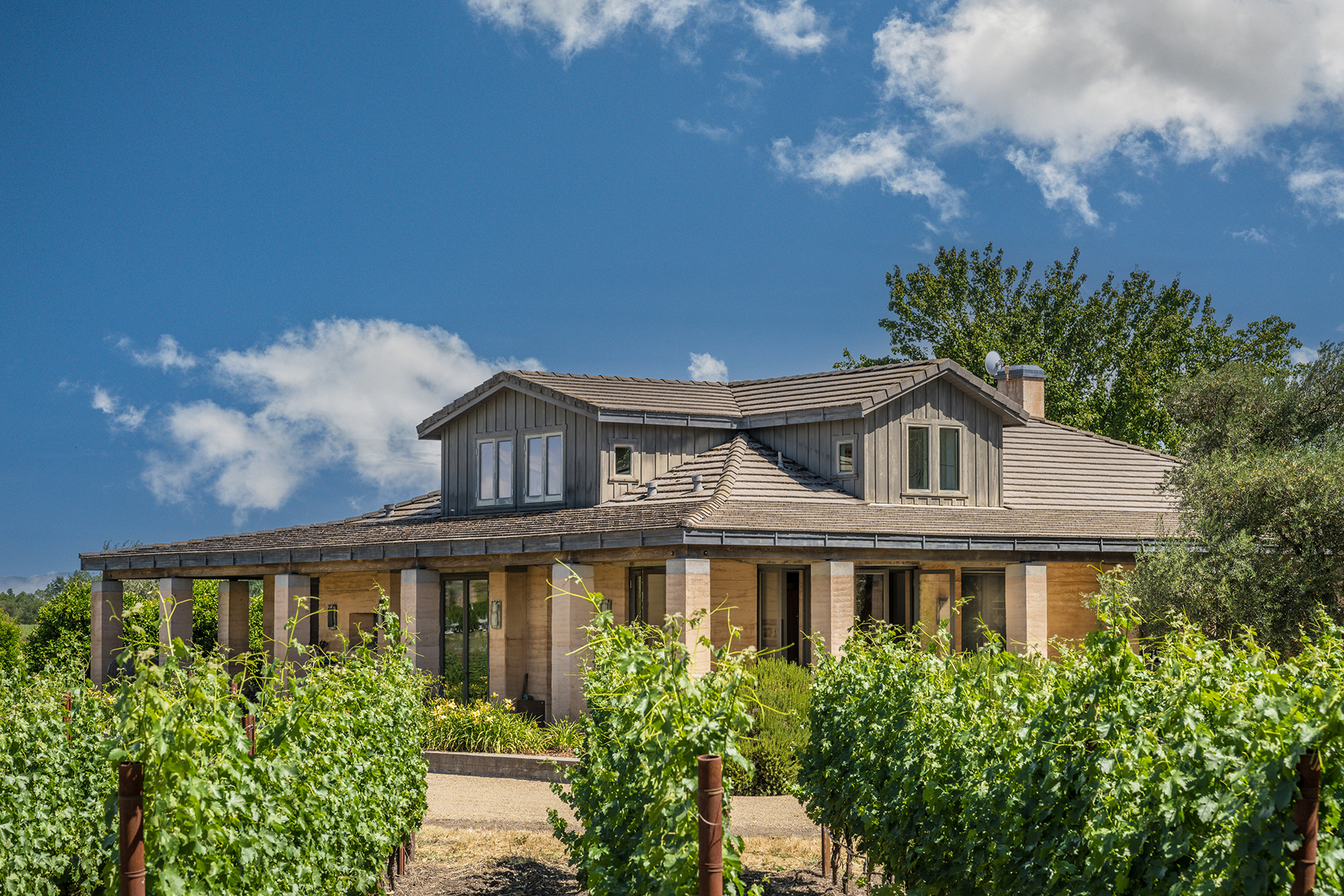 B26 - 1500 S Whitehall Ln-869-Edit HR EDIT