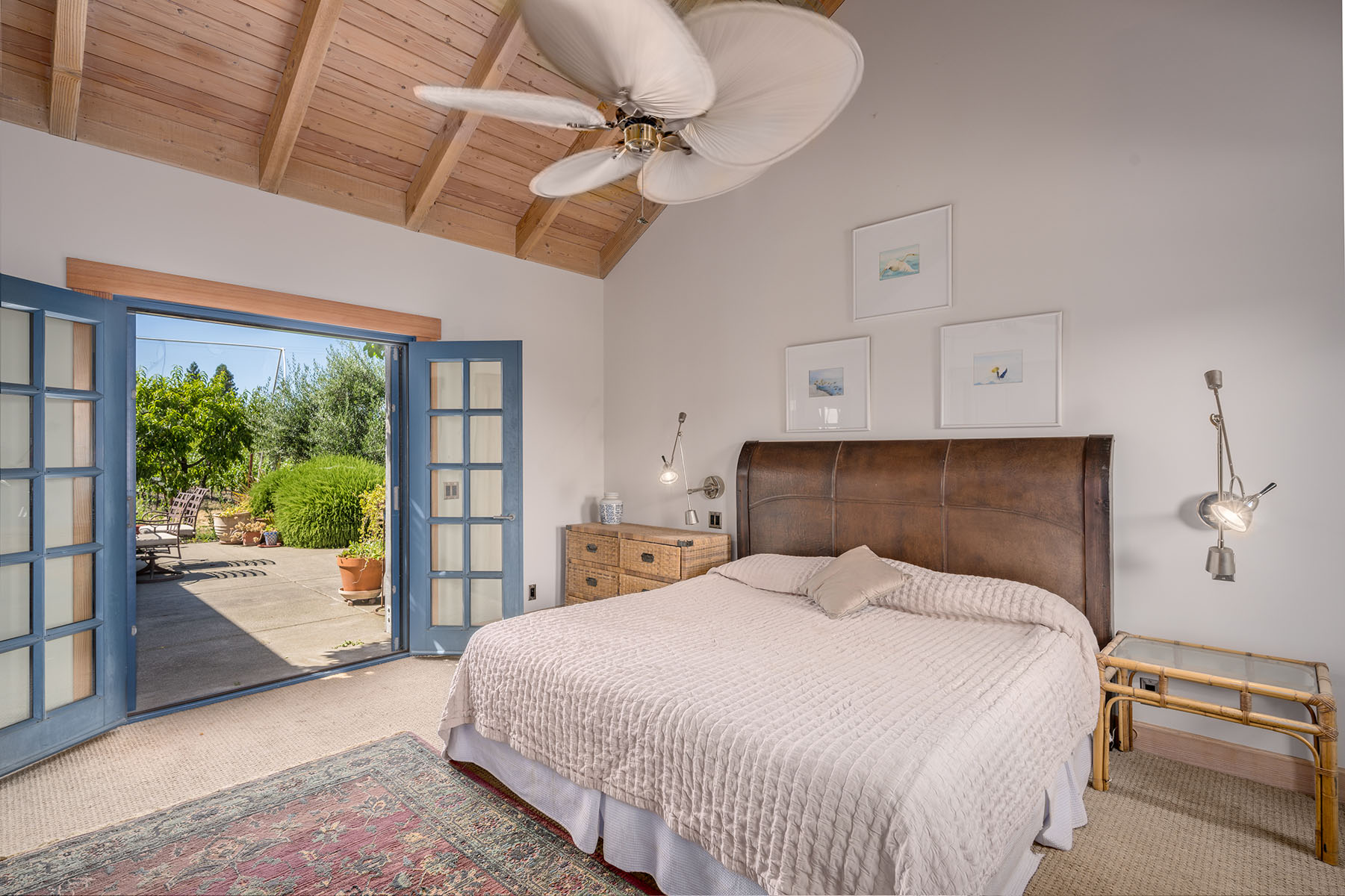 D12 - 1500 S Whitehall Ln-890-HDR-Edit HR