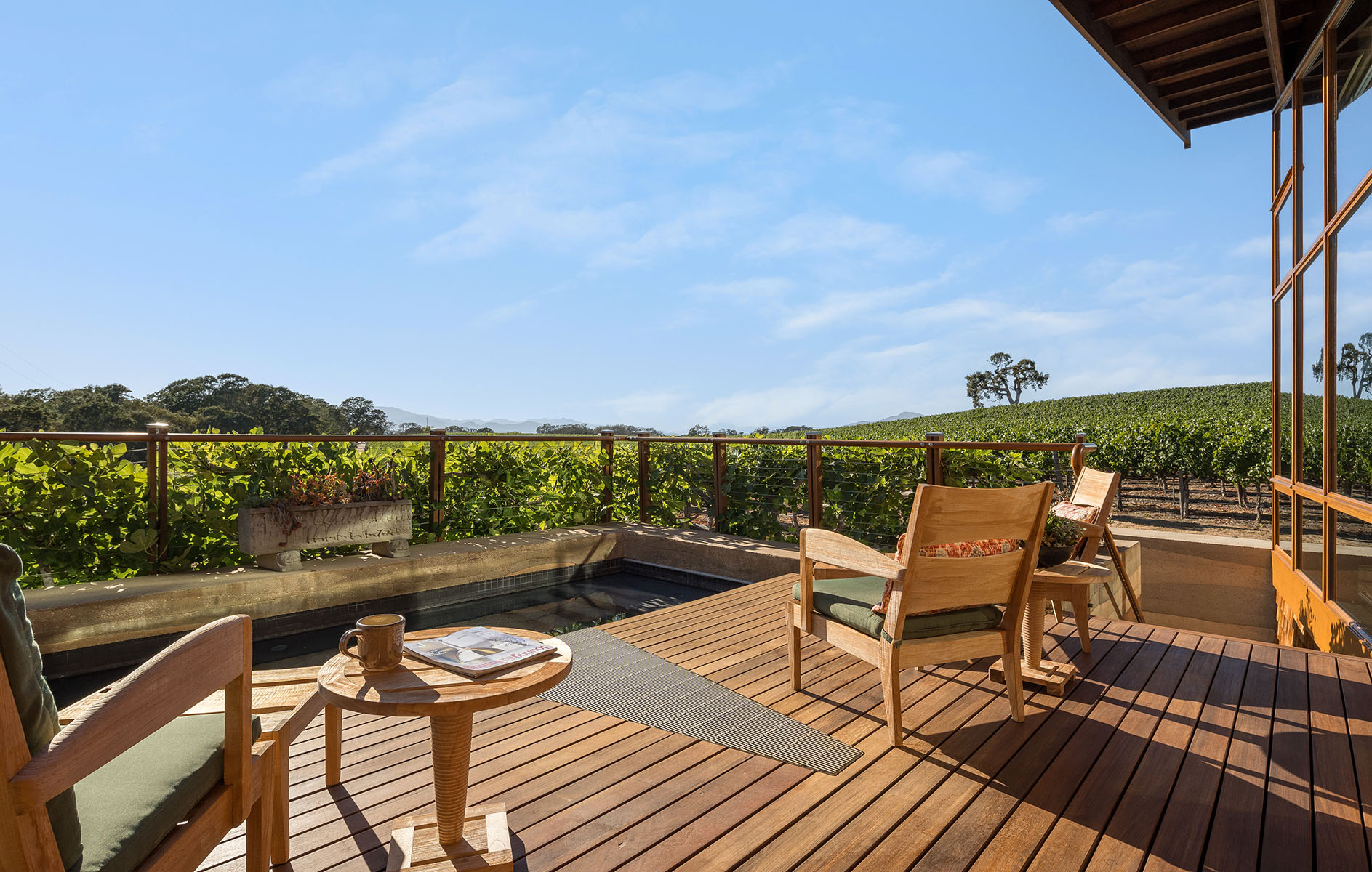 E05 - Meteor House-HR-20