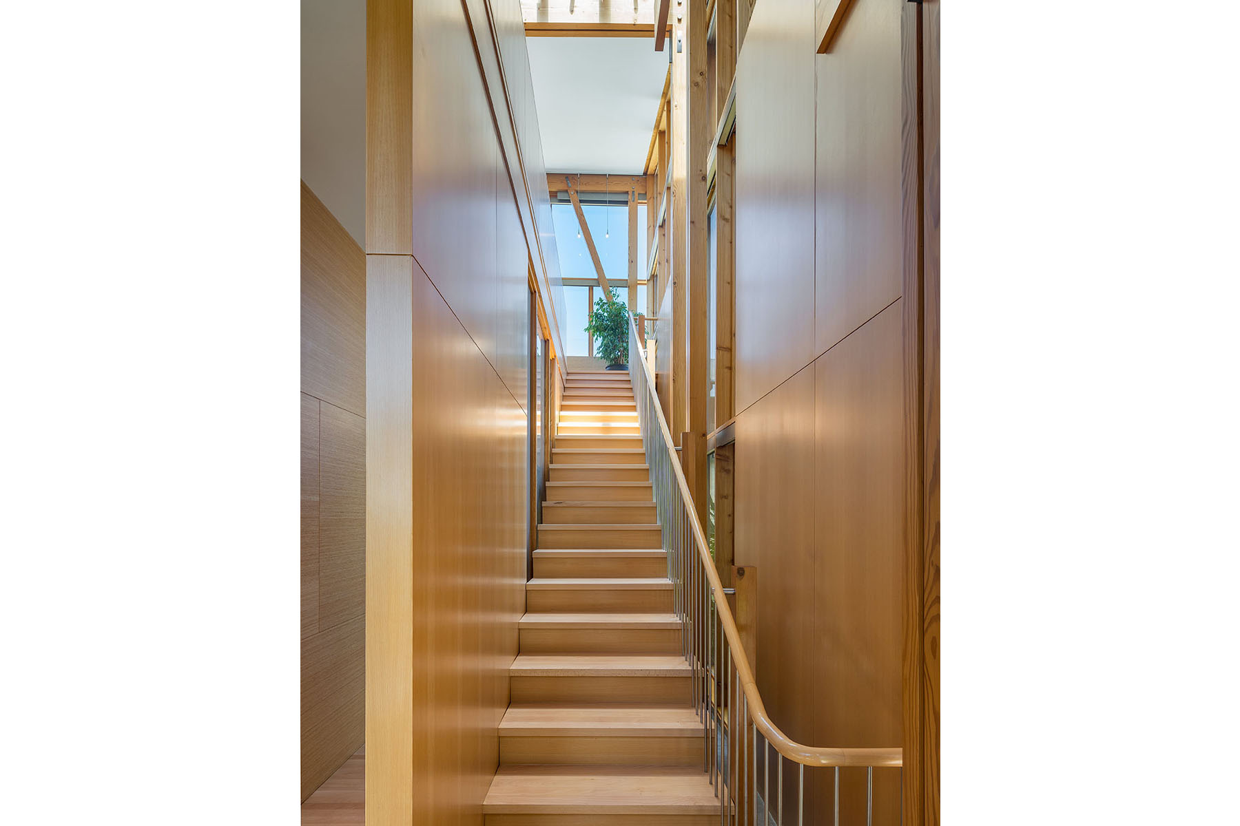 B15 - Meteor House-HR-14_Cropped