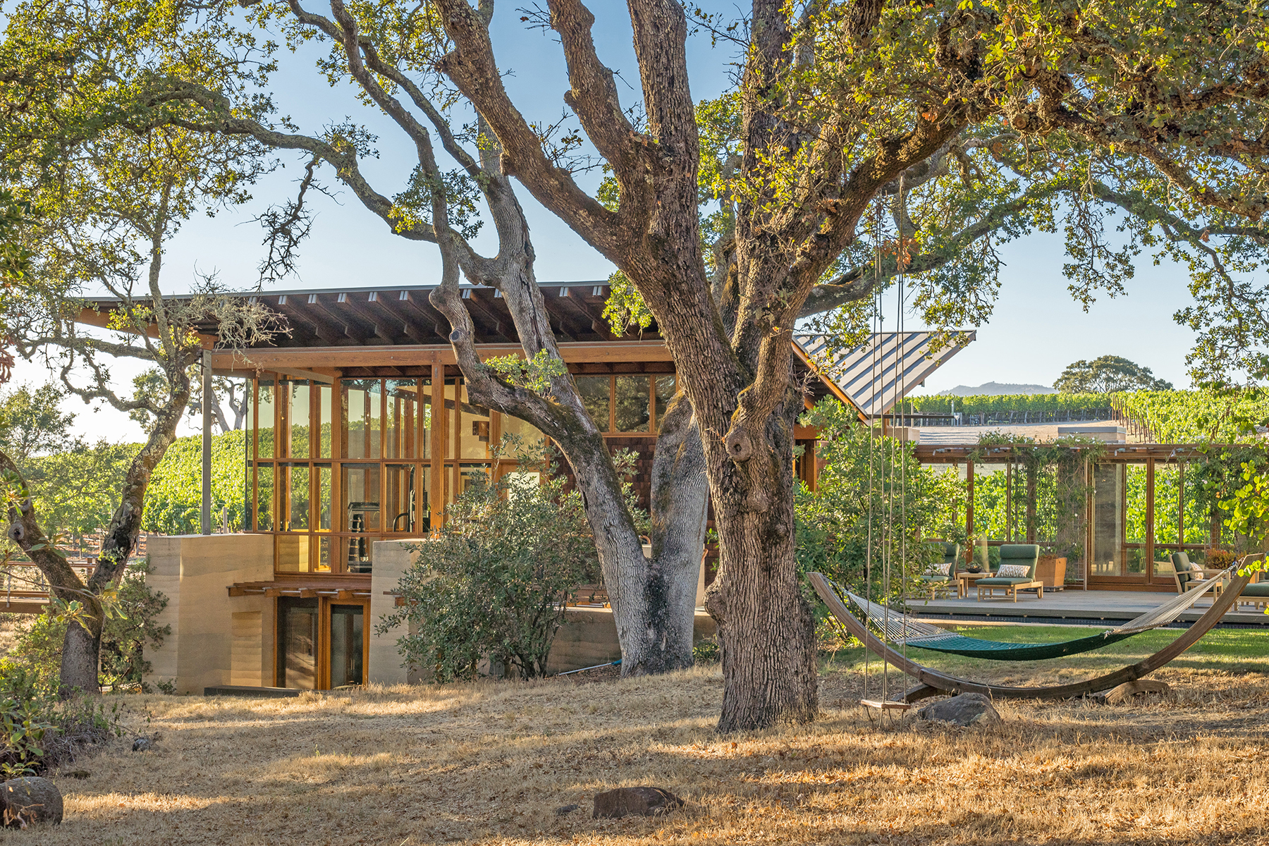 C01 - Meteor House-HR-24_Cropped