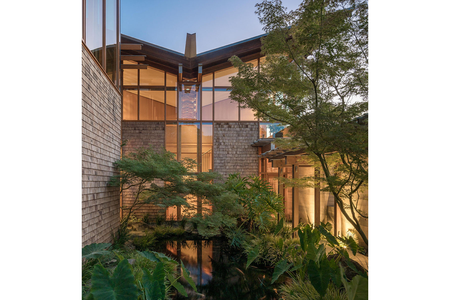 F07 - Meteor House-HR-44_Cropped