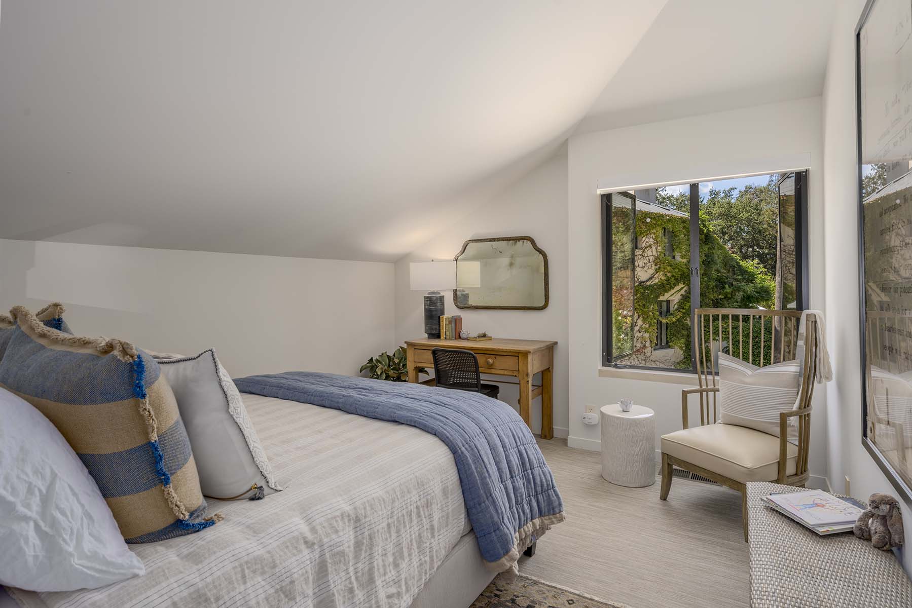 D05 - 1110 Bale Ln-194-HDR-Edit HR