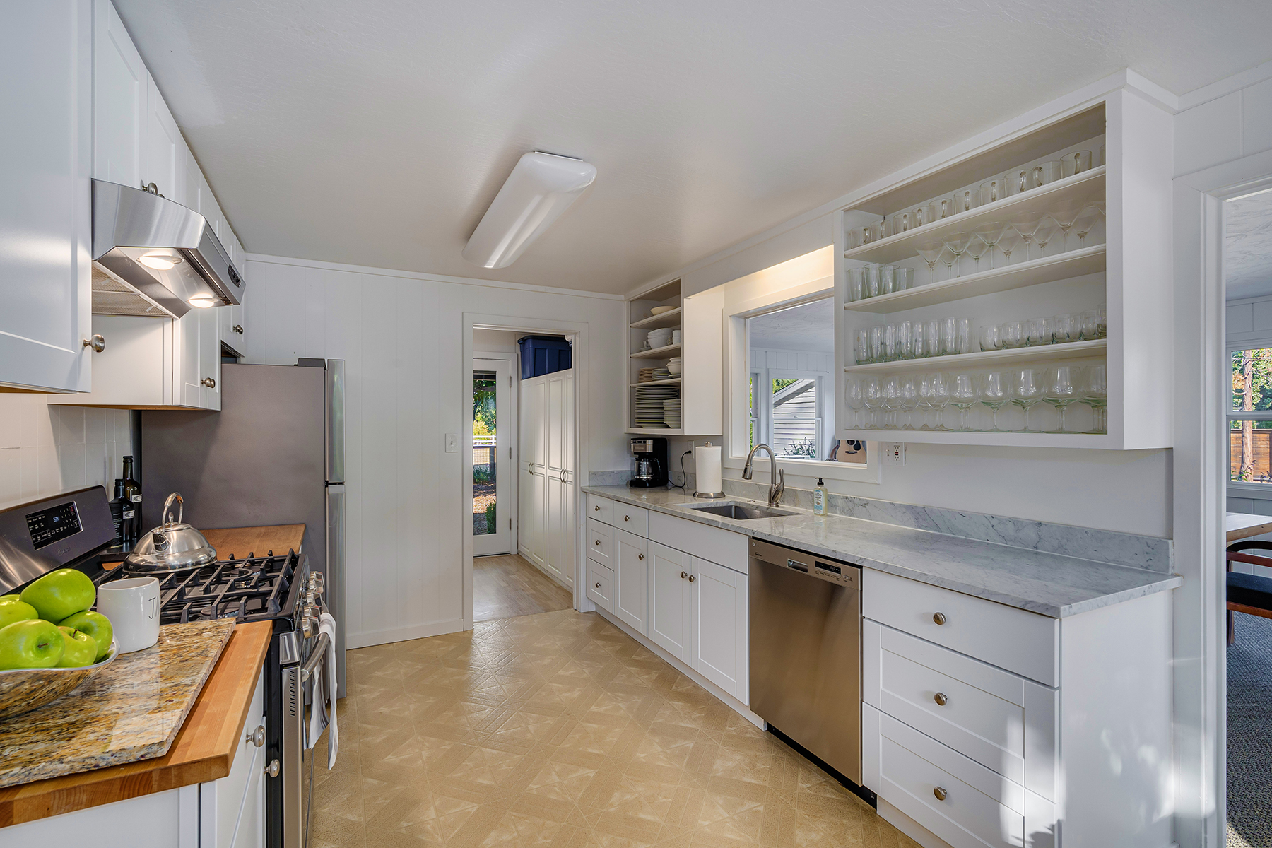 B05 - 075-DSC02097_EDITED