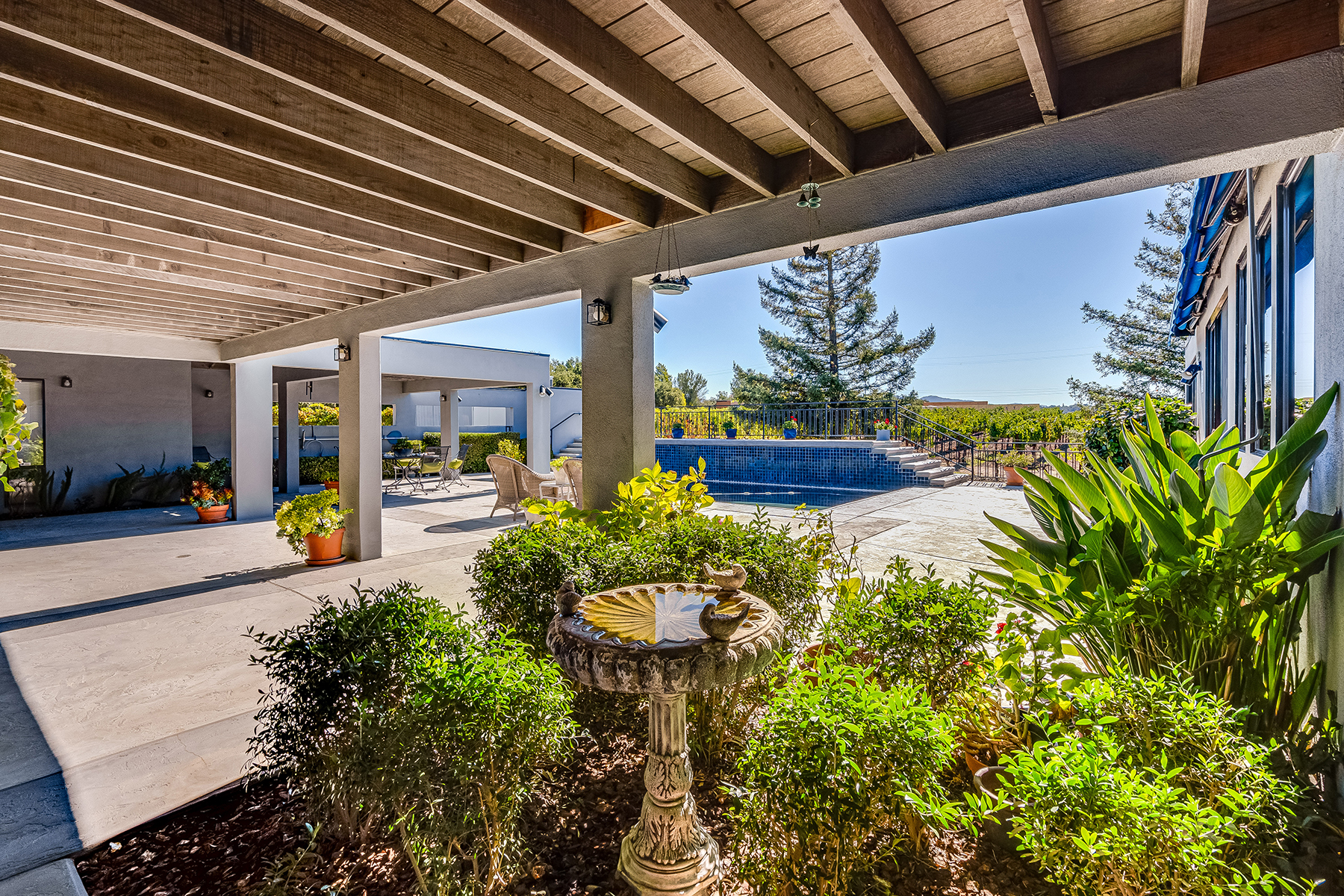 C04 - 44-DSC06907EDIT