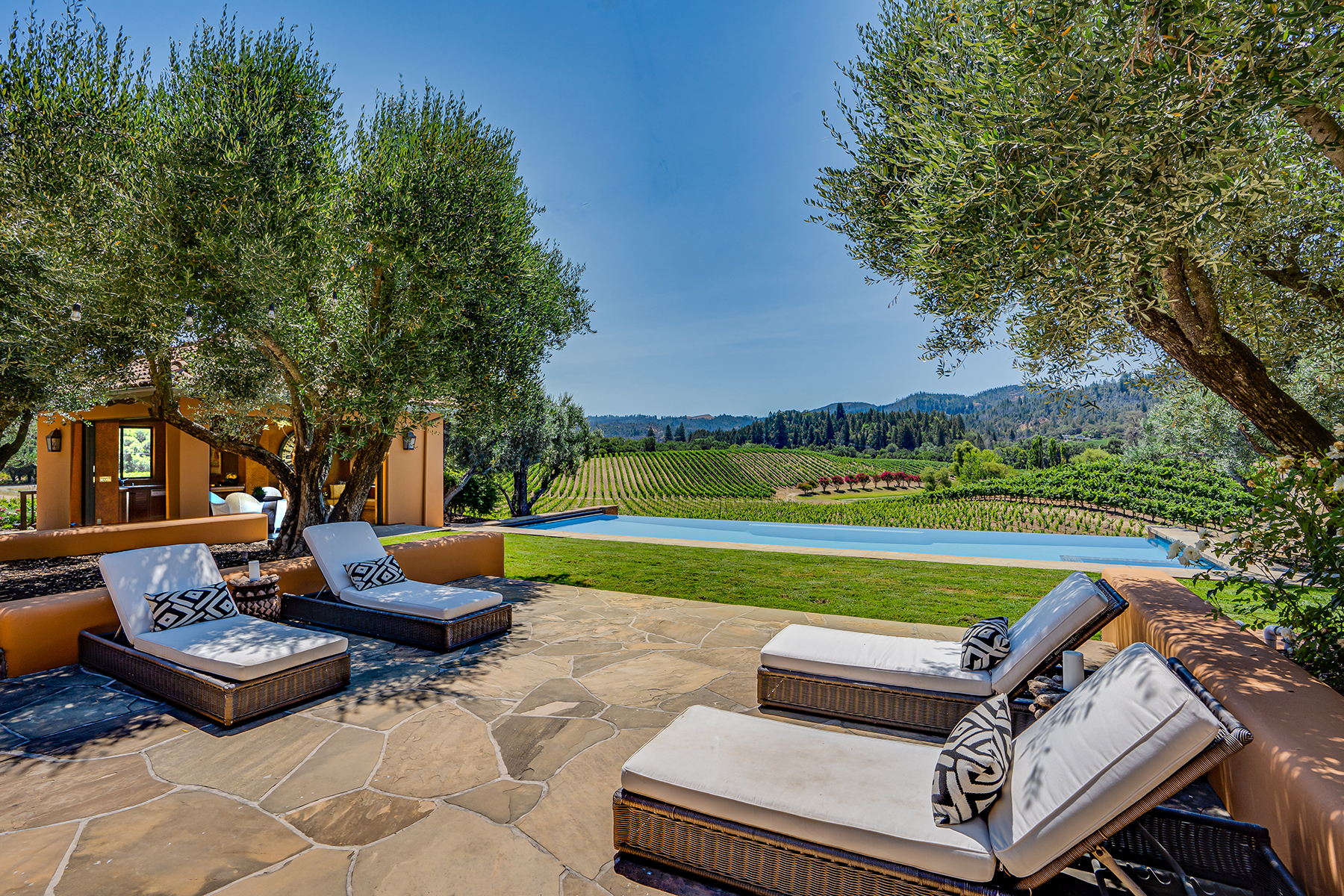 A04 - 304-DSC04429EDIT